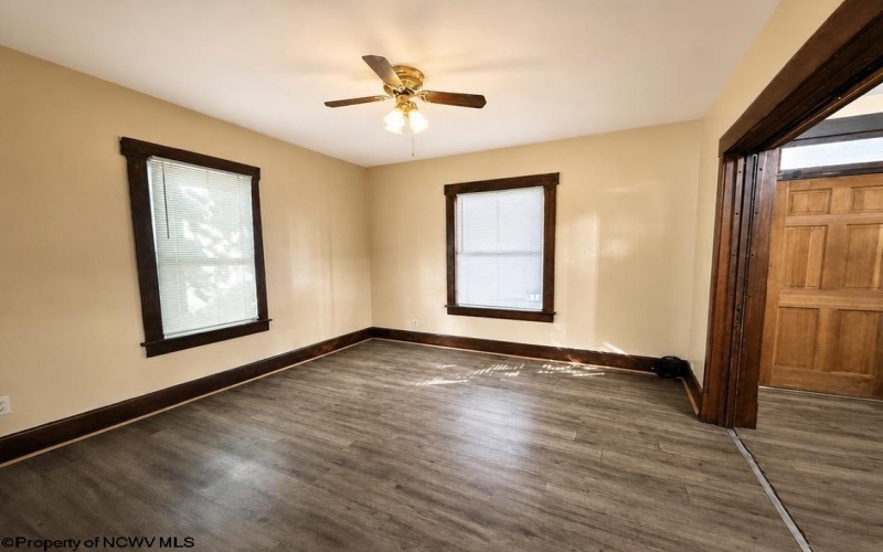 565 Brockway Avenue, Morgantown, West Virginia 26501, 0 , 0 ,0,Multi-unit/income,For Sale,Brockway,0,10166049