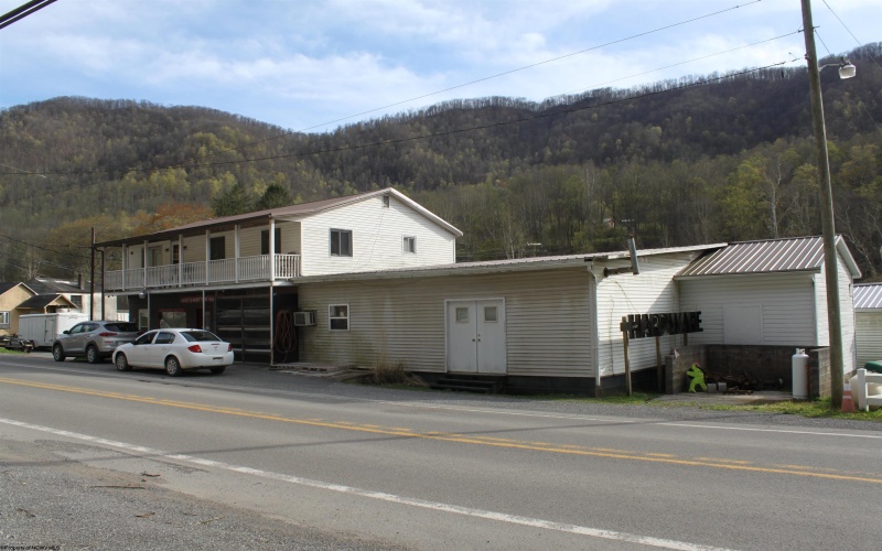 740 Point Mountain Road, Webster Springs, West Virginia 26288, 3 Bedrooms Bedrooms, 7 Rooms Rooms,1 BathroomBathrooms,Single Family Detached,For Sale,Point Mountain,0,10159038