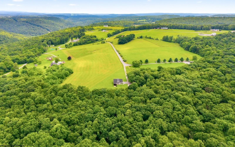 188 Whitetail Drive, Albright, West Virginia 26519, 2 Bedrooms Bedrooms, 5 Rooms Rooms,2 BathroomsBathrooms,Single Family Detached,For Sale,Whitetail,0,10166050