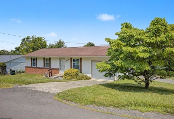 159 Estate Drive, Morgantown, West Virginia 26508, 3 Bedrooms Bedrooms, 6 Rooms Rooms,1 BathroomBathrooms,Single Family Detached,For Sale,Estate,0,10166052