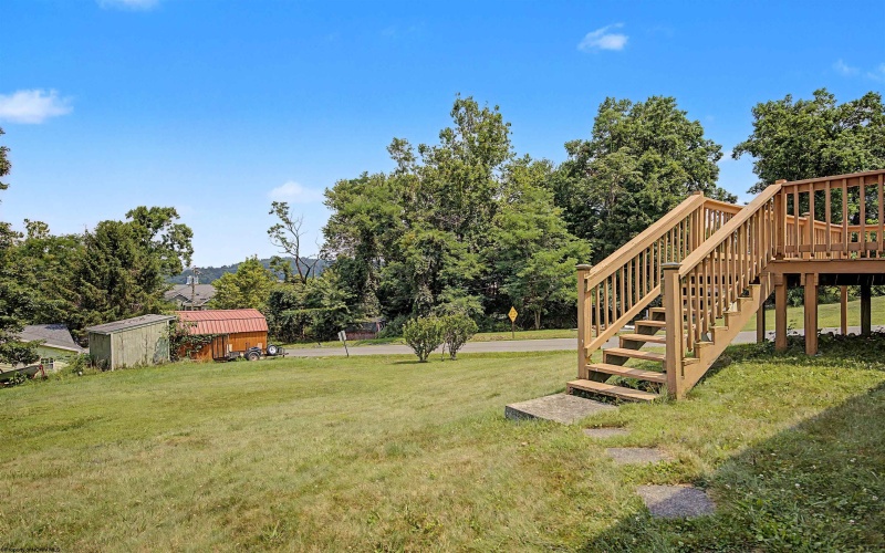 159 Estate Drive, Morgantown, West Virginia 26508, 3 Bedrooms Bedrooms, 6 Rooms Rooms,1 BathroomBathrooms,Single Family Detached,For Sale,Estate,0,10166052