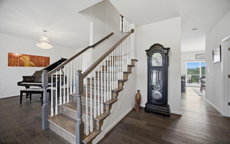 1016 October Way, Morgantown, West Virginia 26508, 4 Bedrooms Bedrooms, 9 Rooms Rooms,3 BathroomsBathrooms,Single Family Detached,For Sale,October,0,10166048