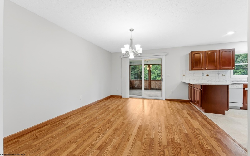 1010 Ashton Drive, Morgantown, West Virginia 26508, 3 Bedrooms Bedrooms, 8 Rooms Rooms,3 BathroomsBathrooms,Single Family Detached,For Sale,Ashton,0,10166066