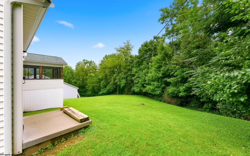1010 Ashton Drive, Morgantown, West Virginia 26508, 3 Bedrooms Bedrooms, 8 Rooms Rooms,3 BathroomsBathrooms,Single Family Detached,For Sale,Ashton,0,10166066