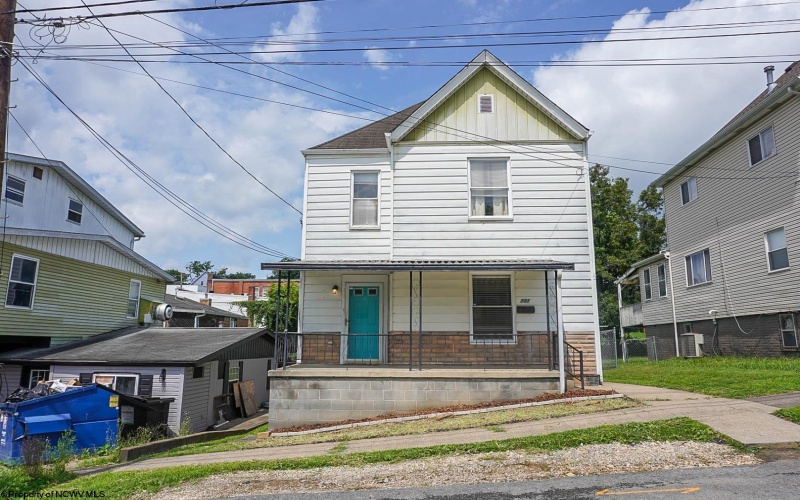 731 Virginia Avenue, Fairmont, West Virginia 26554, 2 Bedrooms Bedrooms, 5 Rooms Rooms,1 BathroomBathrooms,Single Family Detached,For Sale,Virginia,0,10166064