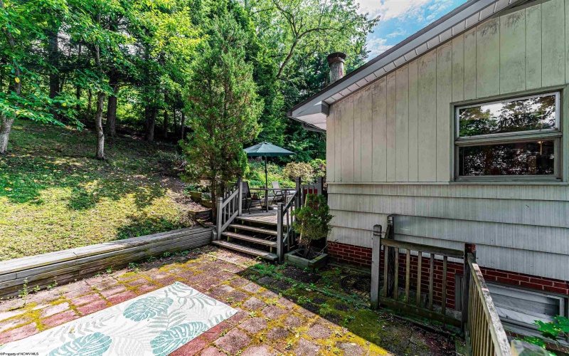 1476 Eastern Avenue, Morgantown, West Virginia 26505, 3 Bedrooms Bedrooms, 8 Rooms Rooms,2 BathroomsBathrooms,Single Family Detached,For Sale,Eastern,0,10166063