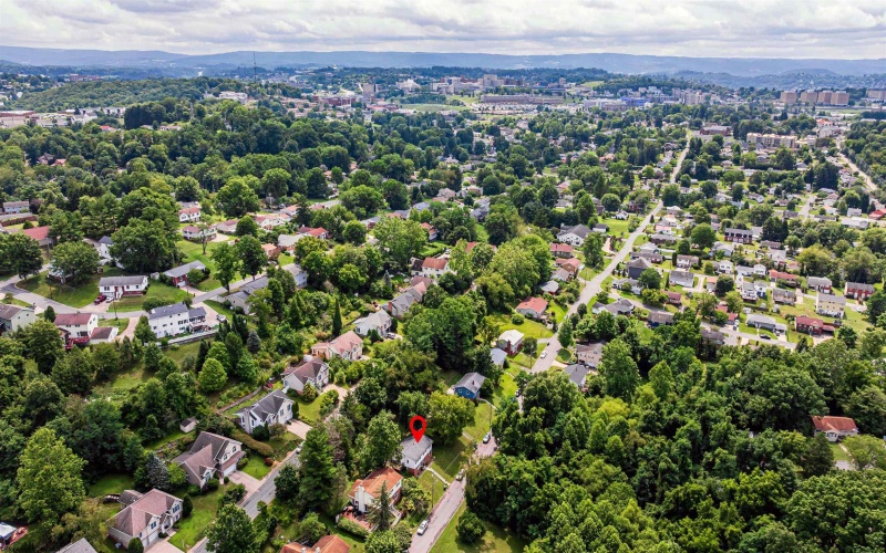 1476 Eastern Avenue, Morgantown, West Virginia 26505, 3 Bedrooms Bedrooms, 8 Rooms Rooms,2 BathroomsBathrooms,Single Family Detached,For Sale,Eastern,0,10166063