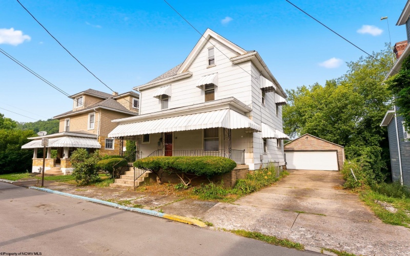 309 Lyndhurst Street, Morgantown, West Virginia 26501, 3 Bedrooms Bedrooms, 6 Rooms Rooms,1 BathroomBathrooms,Single Family Detached,For Sale,Lyndhurst,0,10166061