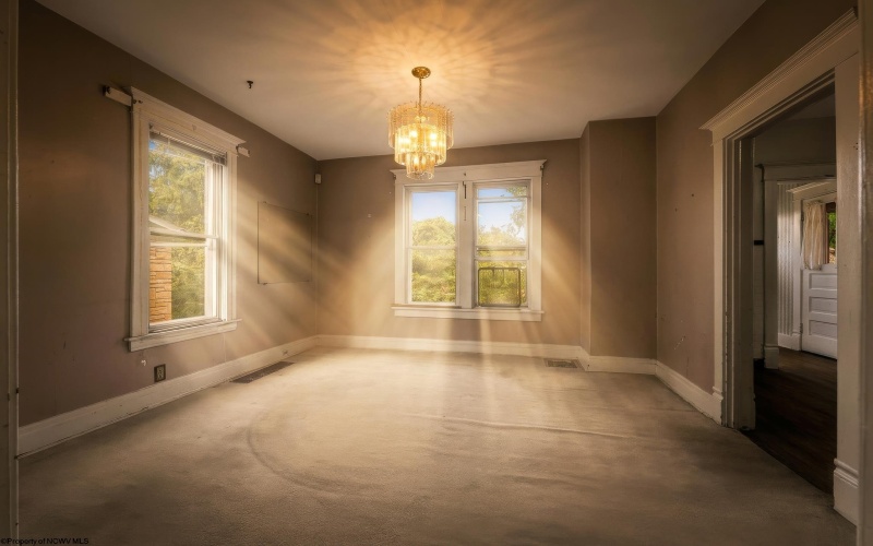 309 Lyndhurst Street, Morgantown, West Virginia 26501, 3 Bedrooms Bedrooms, 6 Rooms Rooms,1 BathroomBathrooms,Single Family Detached,For Sale,Lyndhurst,0,10166061