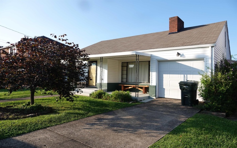 96 Elm Street, Buckhannon, West Virginia 26201, 3 Bedrooms Bedrooms, 6 Rooms Rooms,1 BathroomBathrooms,Single Family Detached,For Sale,Elm,0,10166060