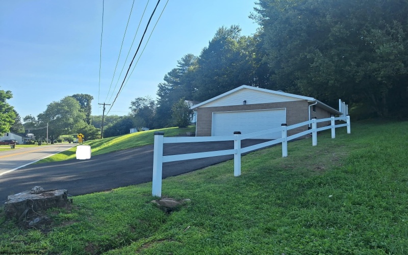 1504 Brushy Fork Road, Buckhannon, West Virginia 26201, 3 Bedrooms Bedrooms, 9 Rooms Rooms,1 BathroomBathrooms,Single Family Detached,For Sale,Brushy Fork,0,10166057