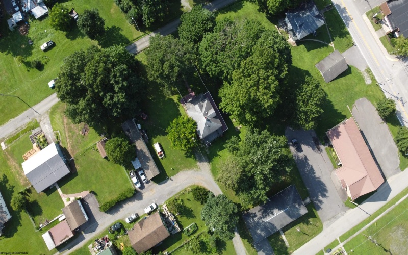107 Jaycee Avenue, Terra Alta, West Virginia 26764, 3 Bedrooms Bedrooms, 7 Rooms Rooms,2 BathroomsBathrooms,Single Family Detached,For Sale,Jaycee,0,10166062