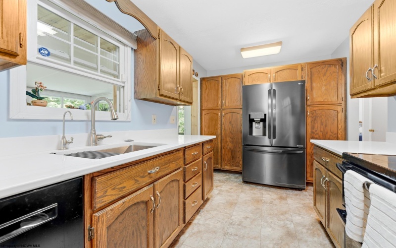 552 Beulah Road, Morgantown, West Virginia 26508, 3 Bedrooms Bedrooms, 7 Rooms Rooms,3 BathroomsBathrooms,Single Family Detached,For Sale,Beulah,0,10166059