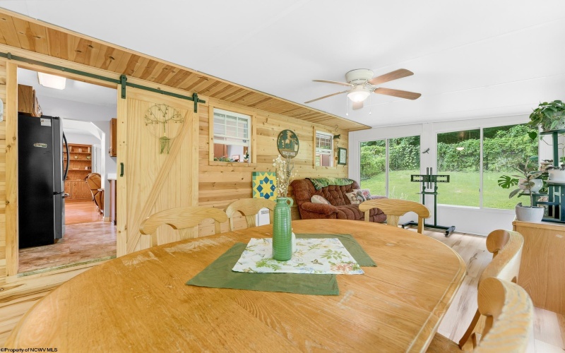 552 Beulah Road, Morgantown, West Virginia 26508, 3 Bedrooms Bedrooms, 7 Rooms Rooms,3 BathroomsBathrooms,Single Family Detached,For Sale,Beulah,0,10166059