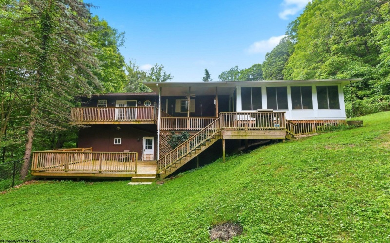 552 Beulah Road, Morgantown, West Virginia 26508, 3 Bedrooms Bedrooms, 7 Rooms Rooms,3 BathroomsBathrooms,Single Family Detached,For Sale,Beulah,0,10166059