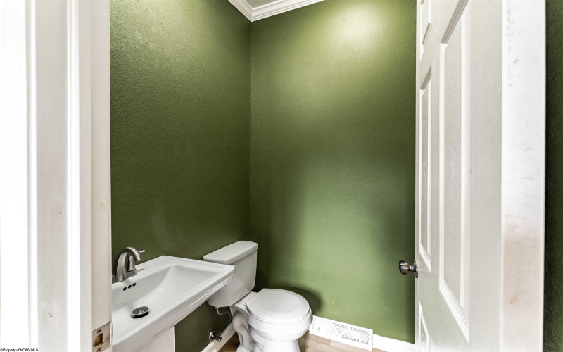 507 Indian Rock Road, Reedsville, West Virginia 26547, 3 Bedrooms Bedrooms, 8 Rooms Rooms,2 BathroomsBathrooms,Single Family Detached,For Sale,Indian Rock,0,10166070