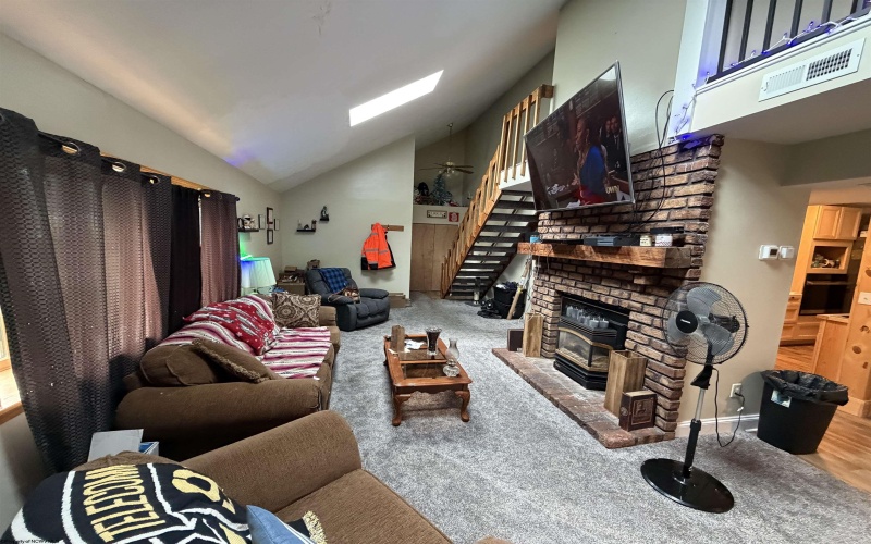 220 Red Oak Lane, Elkins, West Virginia 26241, 3 Bedrooms Bedrooms, 8 Rooms Rooms,2 BathroomsBathrooms,Single Family Detached,For Sale,Red Oak,0,10166073