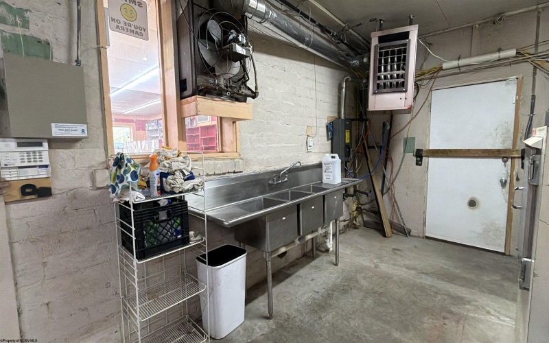 6092 Main Street, Jane Lew, West Virginia 26378, 0 , 0 ,0,Commercial (for Sale),For Sale,Main,0,10166074
