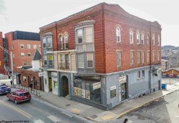 2009 University Avenue, Morgantown, West Virginia 26505, 1 Bedroom Bedrooms, 7 Rooms Rooms,1 BathroomBathrooms,Residential Rentals,For Rent,University,0,10166082