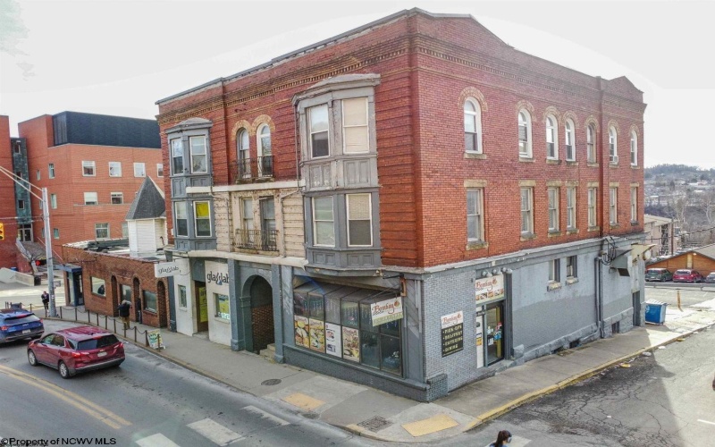 2009 University Avenue, Morgantown, West Virginia 26505, 1 Bedroom Bedrooms, 7 Rooms Rooms,1 BathroomBathrooms,Residential Rentals,For Rent,University,0,10166082