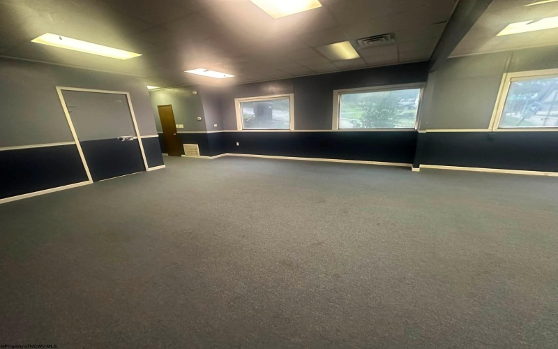 100 A State Avenue, Terra Alta, West Virginia 26764, 0 , 0 ,0,Commercial (lease),For Rent,State,0,10166094