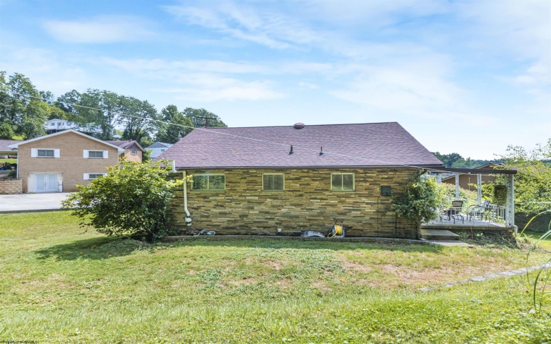 1136 Village Way, Fairmont, West Virginia 26554, 3 Bedrooms Bedrooms, 5 Rooms Rooms,2 BathroomsBathrooms,Single Family Detached,For Sale,Village,0,10166078 1136 Village Way, Fairmont, West Virginia 26554, 3 Bedrooms Bedrooms, 5 Rooms Rooms,2 BathroomsBathrooms,Single Family Detached,For Sale,Village,0,10166078