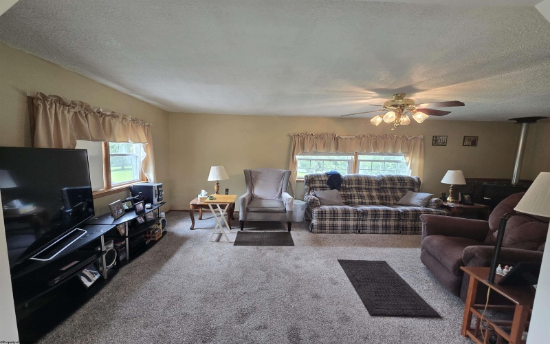 1080 Tallmansville Road, Buckhannon, West Virginia 26201, 3 Bedrooms Bedrooms, 9 Rooms Rooms,2 BathroomsBathrooms,Single Family Detached,For Sale,Tallmansville,0,10166099