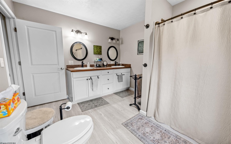 110 Seminole Trail, Buckhannon, West Virginia 26201, 2 Bedrooms Bedrooms, 6 Rooms Rooms,2 BathroomsBathrooms,Single Family Detached,For Sale,Seminole,0,10166106