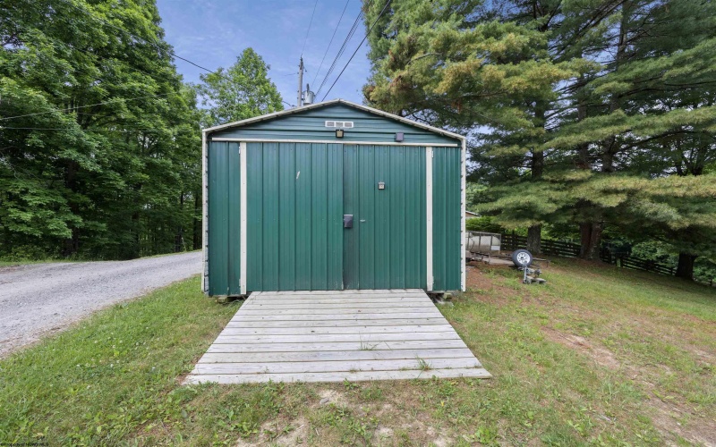 110 Seminole Trail, Buckhannon, West Virginia 26201, 2 Bedrooms Bedrooms, 6 Rooms Rooms,2 BathroomsBathrooms,Single Family Detached,For Sale,Seminole,0,10166106