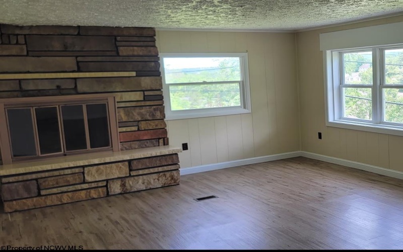 46 Pounds Hollow Road, Morgantown, West Virginia 26508, 3 Bedrooms Bedrooms, 6 Rooms Rooms,2 BathroomsBathrooms,Single Family Detached,For Sale,Pounds Hollow,0,10166128