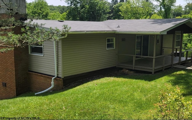 46 Pounds Hollow Road, Morgantown, West Virginia 26508, 3 Bedrooms Bedrooms, 6 Rooms Rooms,2 BathroomsBathrooms,Single Family Detached,For Sale,Pounds Hollow,0,10166128