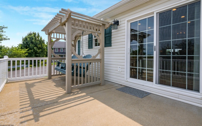 2 Amber Ridge, Morgantown, West Virginia 26508, 3 Bedrooms Bedrooms, 5 Rooms Rooms,2 BathroomsBathrooms,Single Family Detached,For Sale,Amber,0,10166129