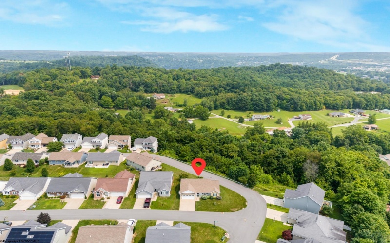 2 Amber Ridge, Morgantown, West Virginia 26508, 3 Bedrooms Bedrooms, 5 Rooms Rooms,2 BathroomsBathrooms,Single Family Detached,For Sale,Amber,0,10166129