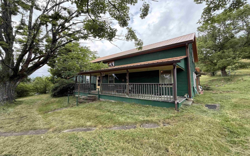 110 Seneca Road, Elkins, West Virginia 26241, 4 Bedrooms Bedrooms, 9 Rooms Rooms,2 BathroomsBathrooms,Single Family Detached,For Sale,Seneca,0,10166133