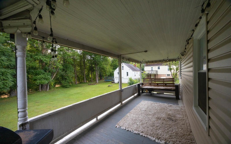 680 Verdun Street, Clarksburg, West Virginia 26301, 3 Bedrooms Bedrooms, 5 Rooms Rooms,2 BathroomsBathrooms,Single Family Detached,For Sale,Verdun,0,10166132