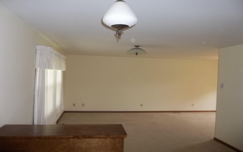 101 Homewood Drive, Elkins, West Virginia 26241, 4 Bedrooms Bedrooms, 10 Rooms Rooms,2 BathroomsBathrooms,Single Family Detached,For Sale,Homewood,0,10166131
