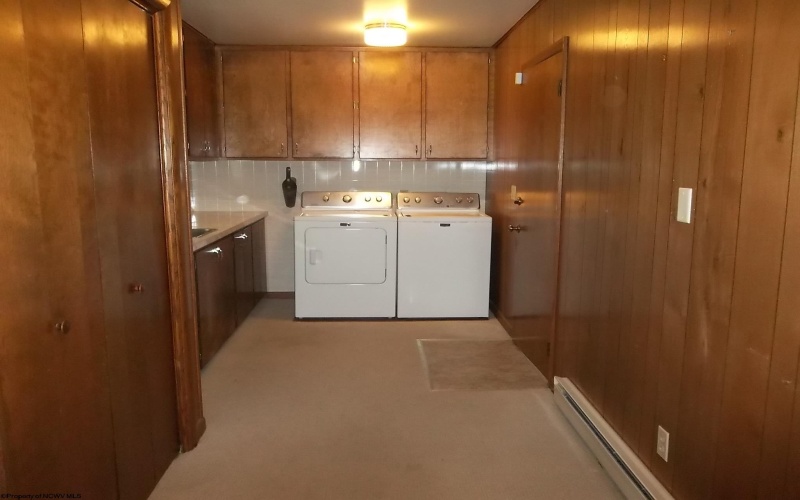 101 Homewood Drive, Elkins, West Virginia 26241, 4 Bedrooms Bedrooms, 10 Rooms Rooms,2 BathroomsBathrooms,Single Family Detached,For Sale,Homewood,0,10166131