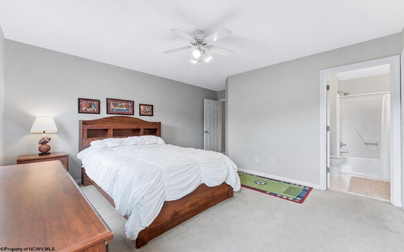 179 Sierra Place, Morgantown, West Virginia 26505, 3 Bedrooms Bedrooms, 6 Rooms Rooms,2 BathroomsBathrooms,Single Family Attached,For Sale,Sierra,0,10166145