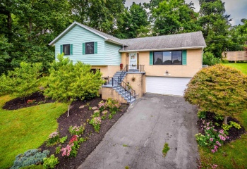 1340 Cherry Lane, Morgantown, West Virginia 26505, 4 Bedrooms Bedrooms, 11 Rooms Rooms,3 BathroomsBathrooms,Single Family Detached,For Sale,Cherry,0,10166151