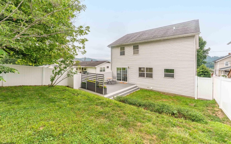 1255 Carlisle Avenue, Morgantown, West Virginia 26505, 3 Bedrooms Bedrooms, 6 Rooms Rooms,2 BathroomsBathrooms,Single Family Detached,For Sale,Carlisle,0,10166142