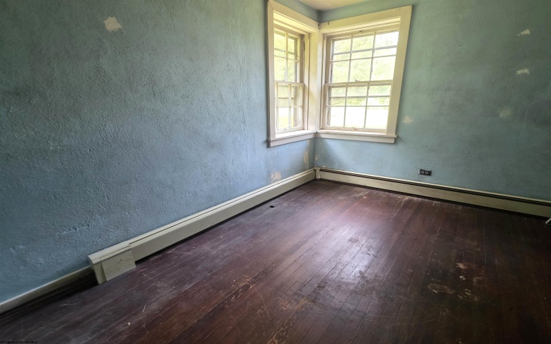 79 Y Road, Arthurdale, West Virginia 26520, 4 Bedrooms Bedrooms, 7 Rooms Rooms,1 BathroomBathrooms,Single Family Detached,For Sale,Y,0,10166136