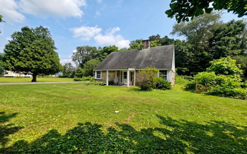 79 Y Road, Arthurdale, West Virginia 26520, 4 Bedrooms Bedrooms, 7 Rooms Rooms,1 BathroomBathrooms,Single Family Detached,For Sale,Y,0,10166136