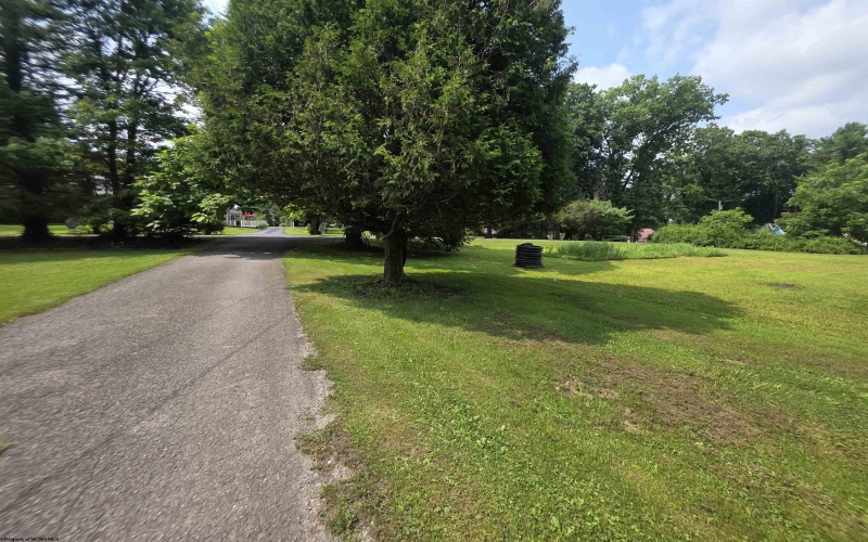 79 Y Road, Arthurdale, West Virginia 26520, 4 Bedrooms Bedrooms, 7 Rooms Rooms,1 BathroomBathrooms,Single Family Detached,For Sale,Y,0,10166136