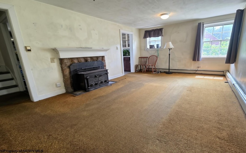 79 Y Road, Arthurdale, West Virginia 26520, 4 Bedrooms Bedrooms, 7 Rooms Rooms,1 BathroomBathrooms,Single Family Detached,For Sale,Y,0,10166136