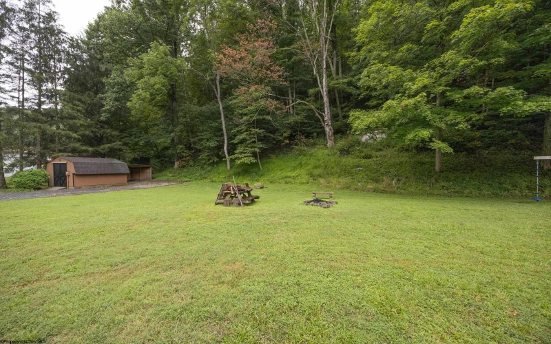 4217 Chapel Road, Gassaway, West Virginia 26624, 4 Bedrooms Bedrooms, 9 Rooms Rooms,2 BathroomsBathrooms,Single Family Detached,For Sale,Chapel,0,10166140