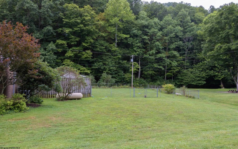 4217 Chapel Road, Gassaway, West Virginia 26624, 4 Bedrooms Bedrooms, 9 Rooms Rooms,2 BathroomsBathrooms,Single Family Detached,For Sale,Chapel,0,10166140