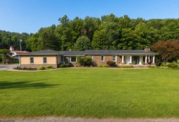 4217 Chapel Road, Gassaway, West Virginia 26624, 4 Bedrooms Bedrooms, 9 Rooms Rooms,2 BathroomsBathrooms,Single Family Detached,For Sale,Chapel,0,10166140