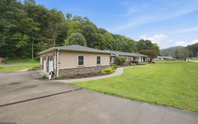 4217 Chapel Road, Gassaway, West Virginia 26624, 4 Bedrooms Bedrooms, 9 Rooms Rooms,2 BathroomsBathrooms,Single Family Detached,For Sale,Chapel,0,10166140