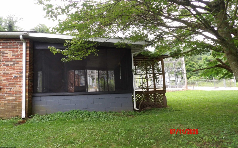 222 Helen Street, Paden City, West Virginia 26159, 3 Bedrooms Bedrooms, 8 Rooms Rooms,2 BathroomsBathrooms,Single Family Detached,For Sale,Helen,0,10166161 222 Helen Street, Paden City, West Virginia 26159, 3 Bedrooms Bedrooms, 8 Rooms Rooms,2 BathroomsBathrooms,Single Family Detached,For Sale,Helen,0,10166161
