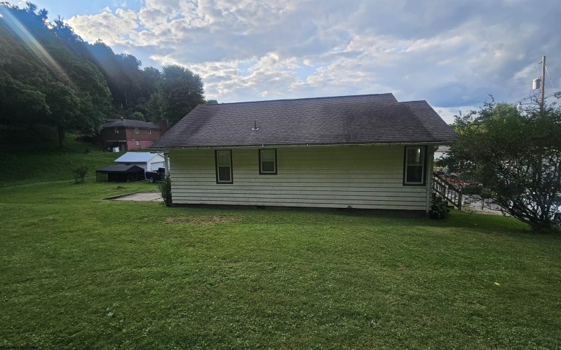 389 Monroe Avenue, Weston, West Virginia 26452, 2 Bedrooms Bedrooms, 5 Rooms Rooms,1 BathroomBathrooms,Single Family Detached,For Sale,Monroe,0,10166173 389 Monroe Avenue, Weston, West Virginia 26452, 2 Bedrooms Bedrooms, 5 Rooms Rooms,1 BathroomBathrooms,Single Family Detached,For Sale,Monroe,0,10166173